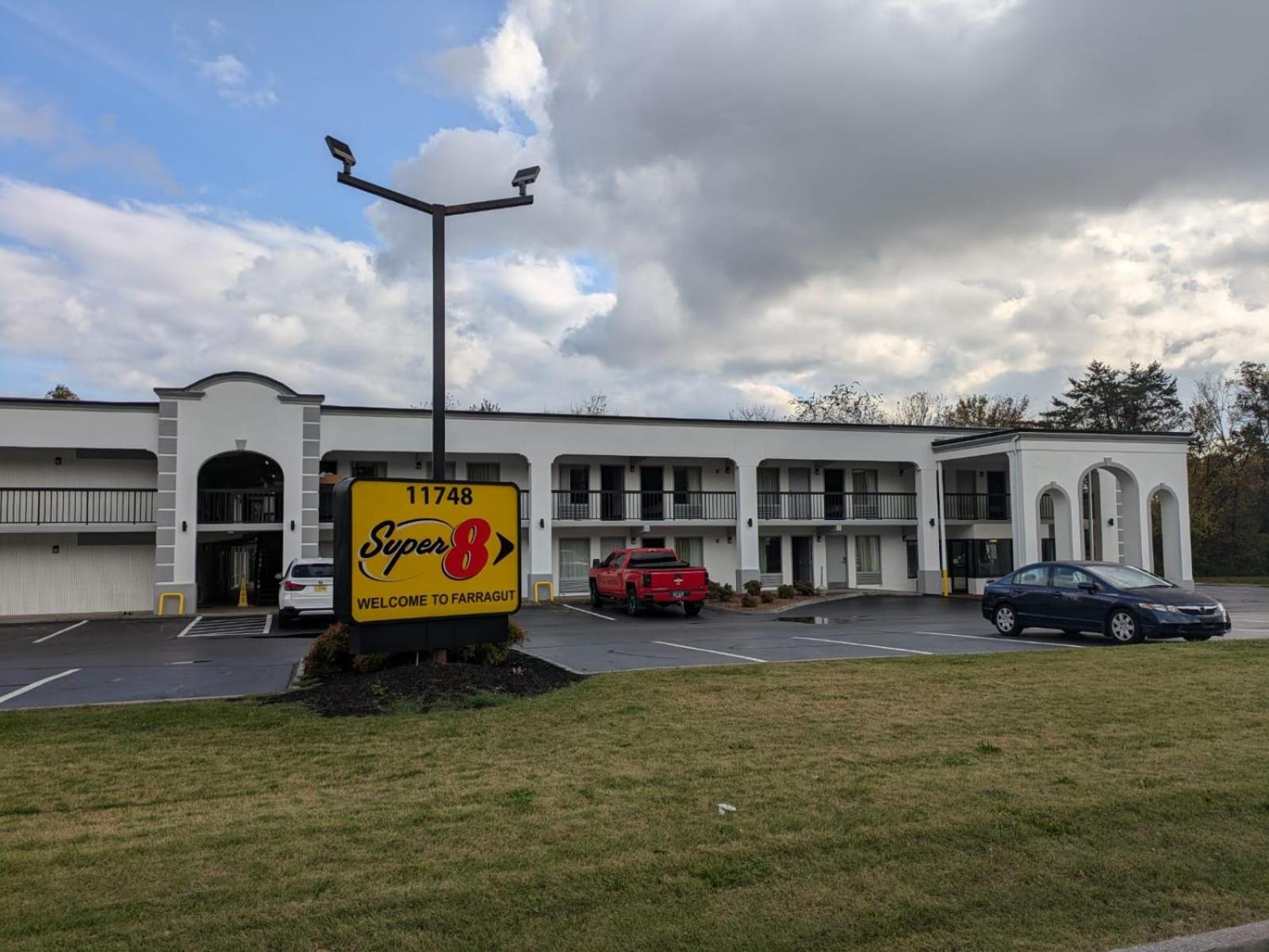 Super 8 By Wyndham Knoxville West/Farragut Ngoại thất bức ảnh